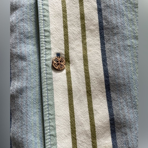 Tommy Bahama Tencel Mens Striped Button Down Shirt Size XL Moisture Wicking - Picture 3 of 9